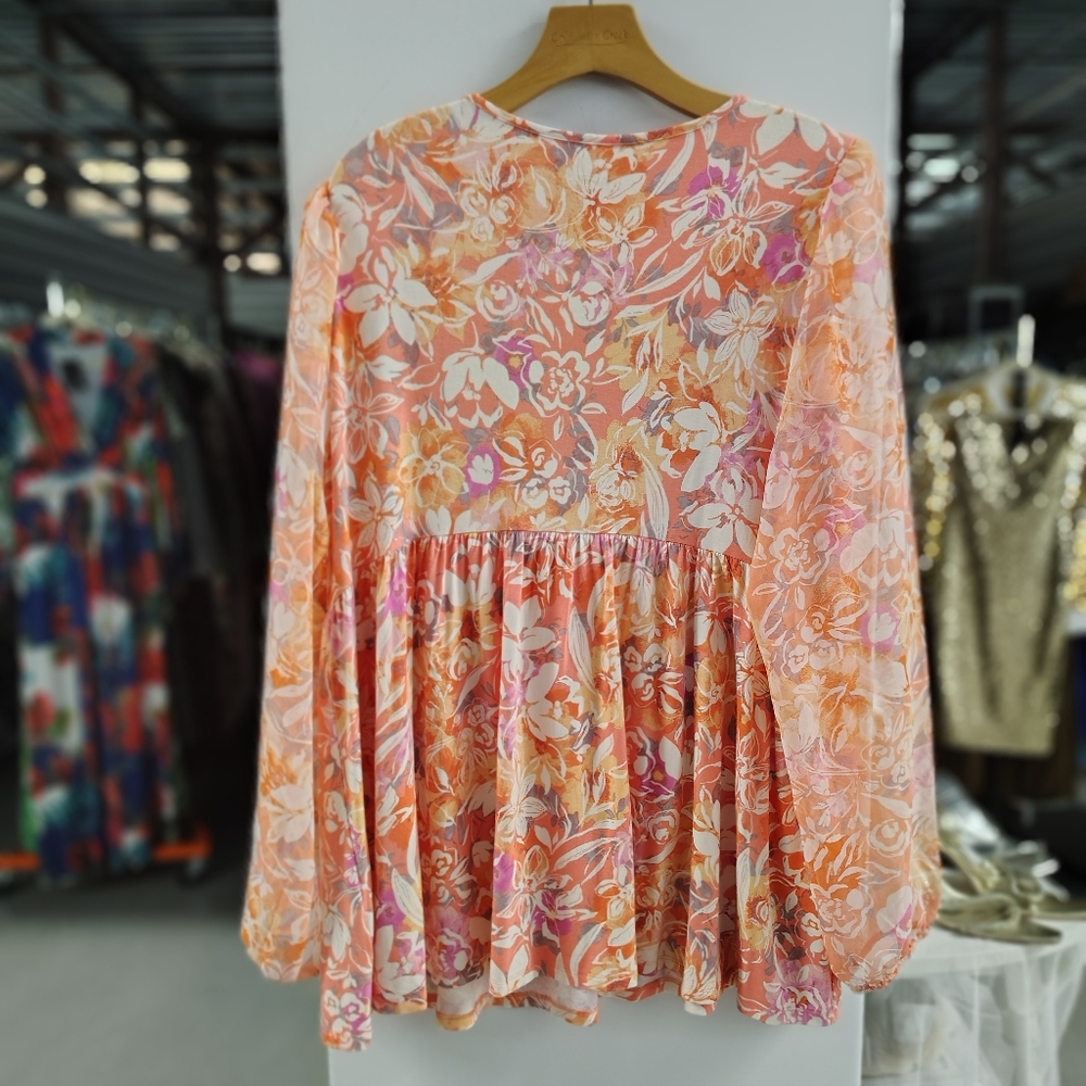 Torrid Babydoll Floral Top Coral | V-Neck Sheer Balloon Sleeve | Plus Size 2/2X - Picture 6 of 11
